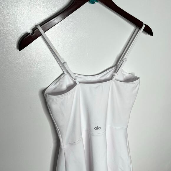 Alo Yoga Alosoft Courtside Tennis Dress Womens Medium White Casual Preppy - Picture 6 of 13